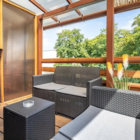Appartement Easy Airport Access - Balcony - Simple Budapest
